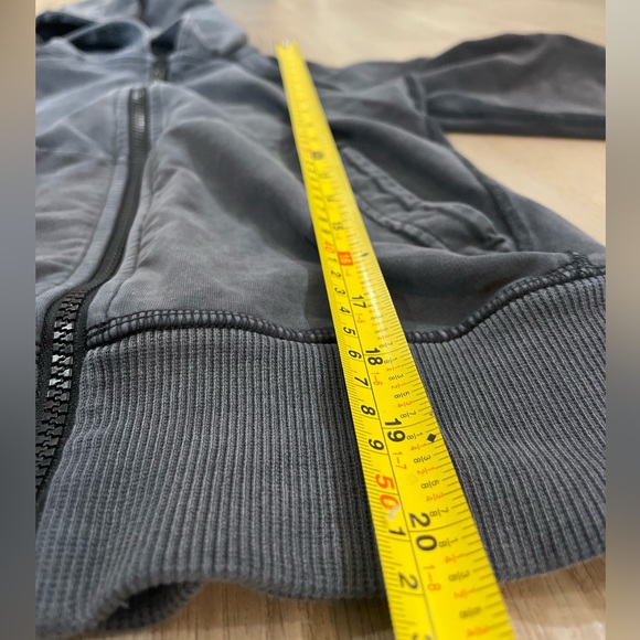LULULEMON Dark Grey Soft Zip Up Jacket. - Picture 8 of 9